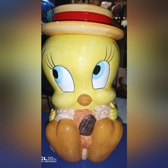 Vintage 1993 Tweety Bird Cookie jar - Picture 4 of 8